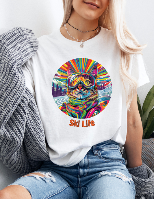 Ski Cat - "Ski Life" Snow, Snowboard Winter Sports Cat (V6)  Cat Art Gift   -  Cool Cats Unisex Heavy Cotton Tee T-Shirt